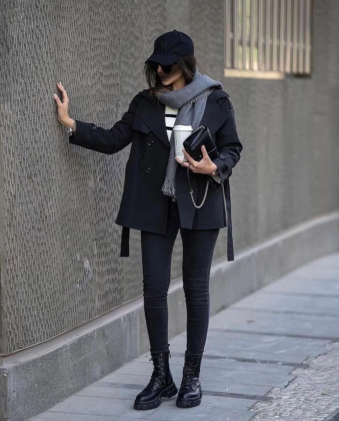 ترنچ کت پاییزی