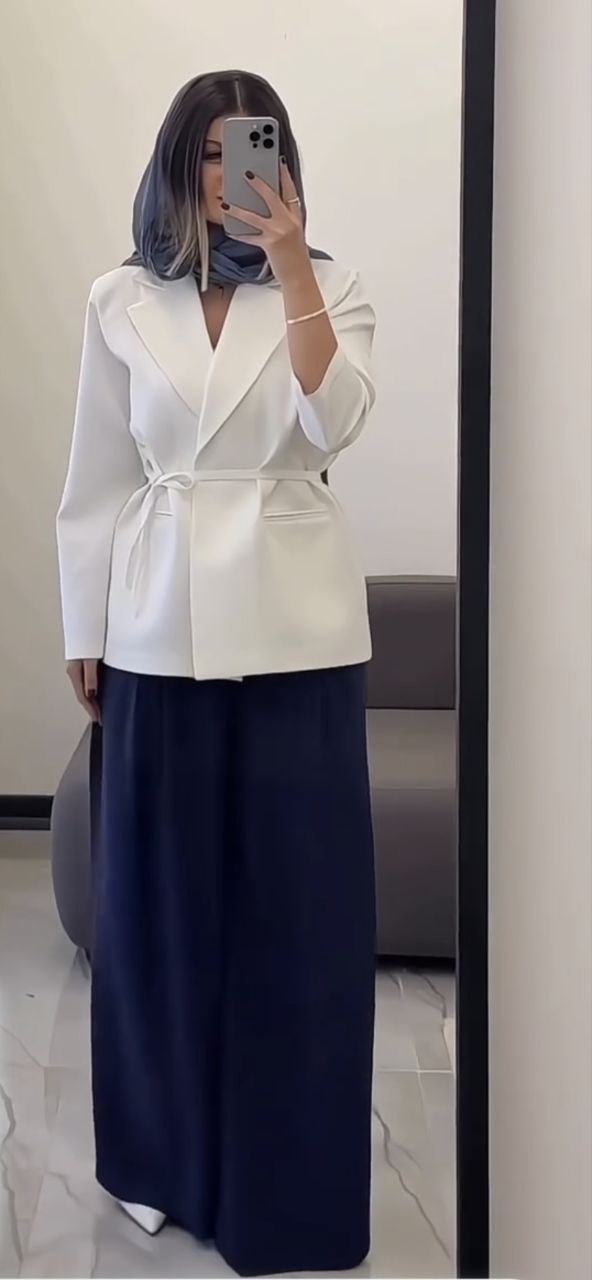 ست کت و شلوار کرپ.